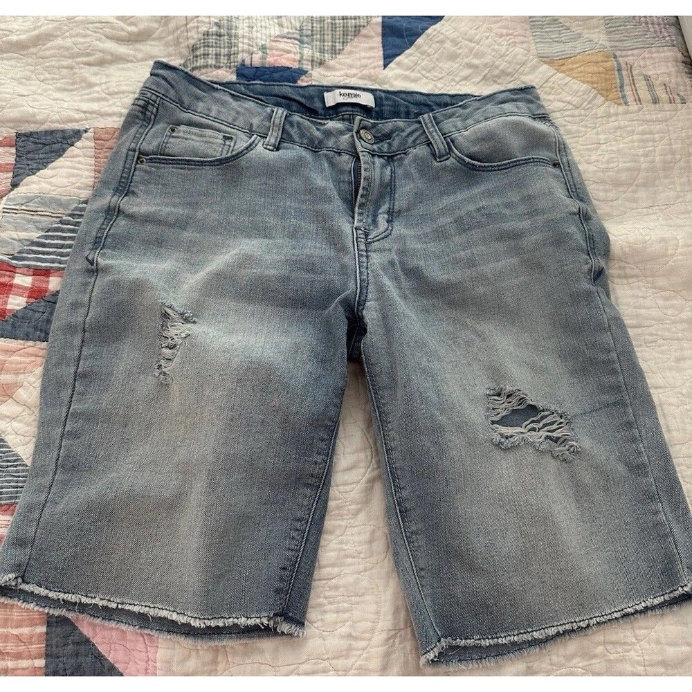 Kensie Jeans The Bermuda Bermuda Shorts Blue Denim Size 4 Stretch Distressed